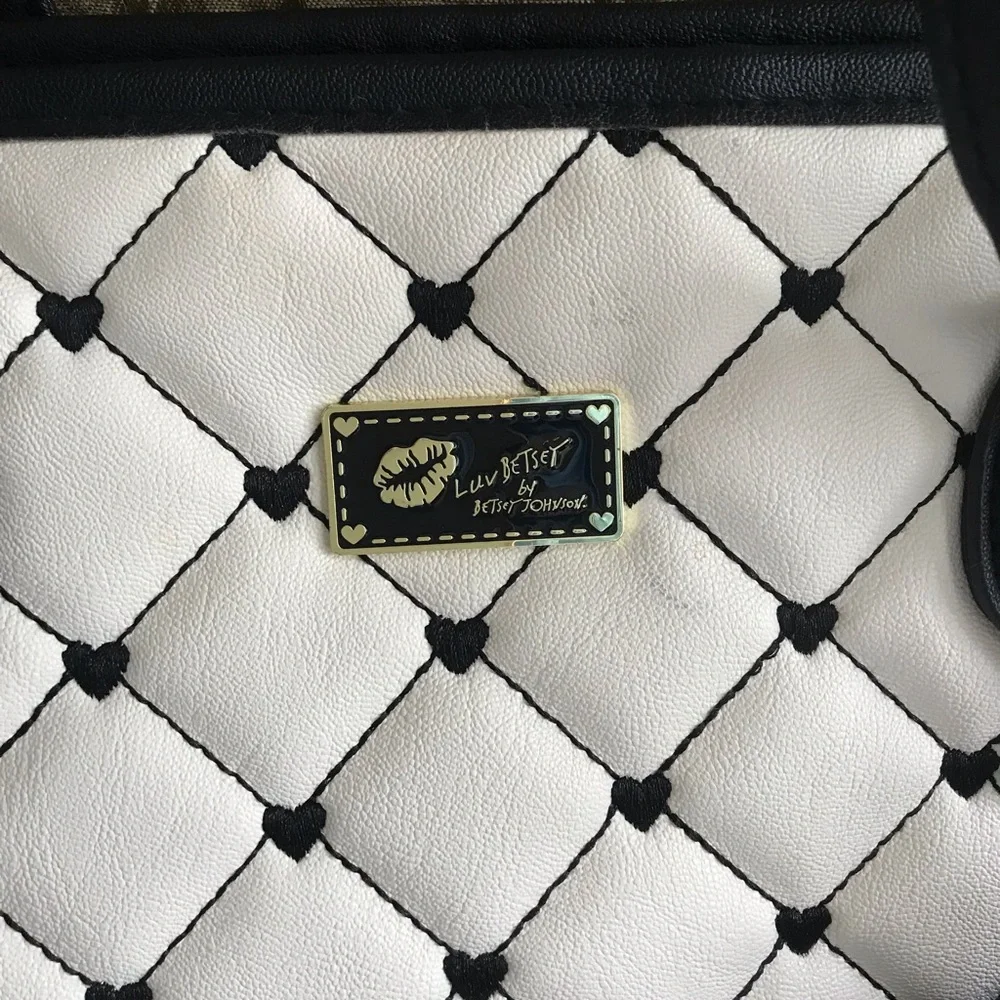 Betsey Johnson shoulder bag - Picture 3 of 10